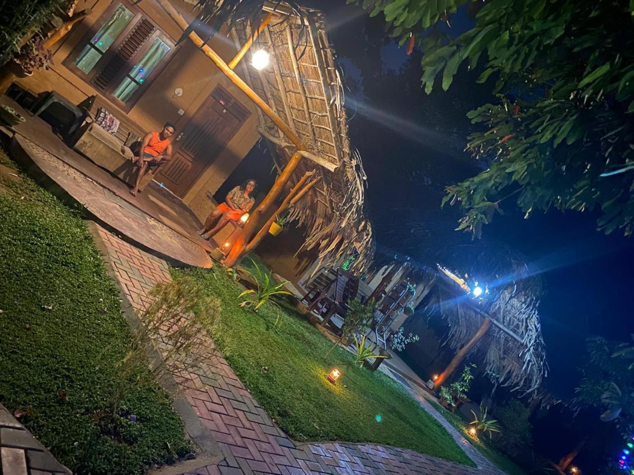 Hasthi Safari Cottage Udawalawe Esterno foto